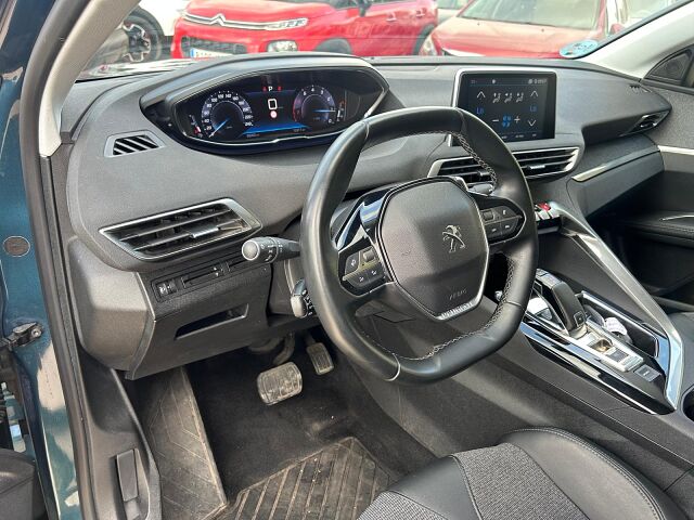 PEUGEOT 5008 ALLURE 1.2 E-THP AUTO SPANISH LHD IN SPAIN 56K 7 SEATS SUPERB 2020